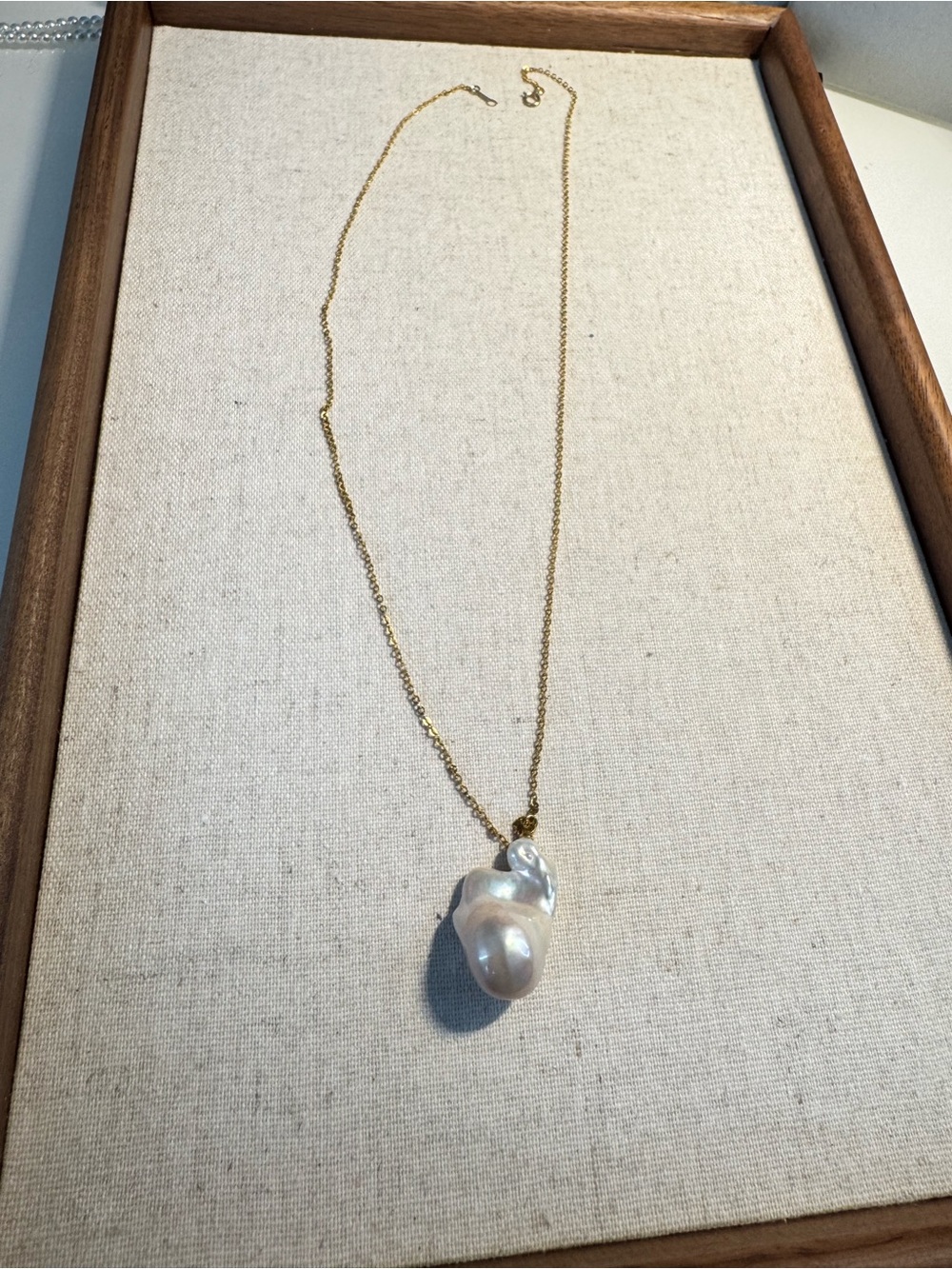 Gold Chain Necklace with White Baroque Pearl Pendant